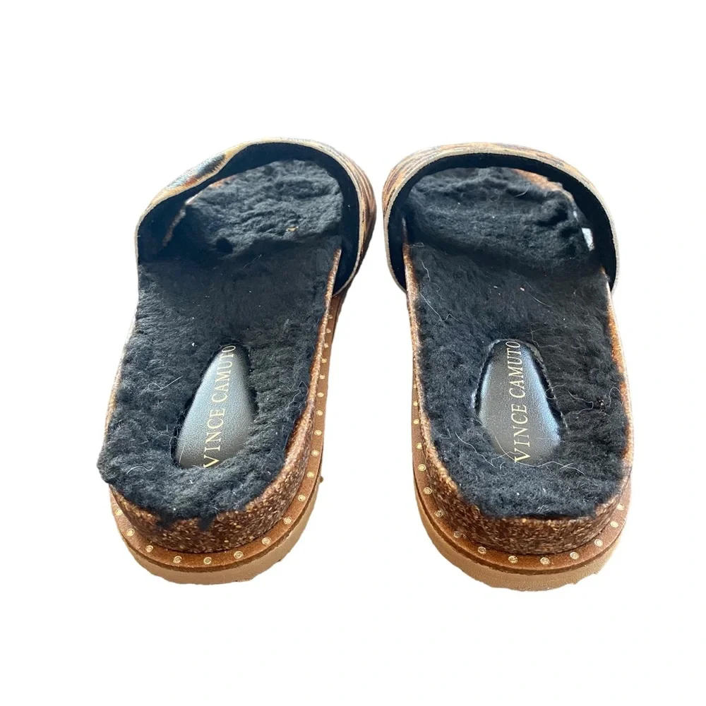 Vince Camuto leopard print Leo haircalf black fur slip on slide sandal 7